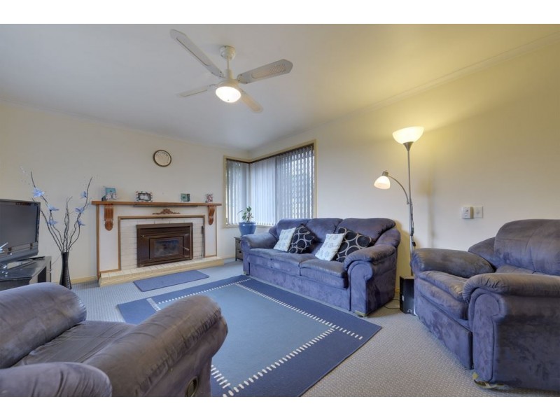 13 Oak Court, Kingston TAS 7050