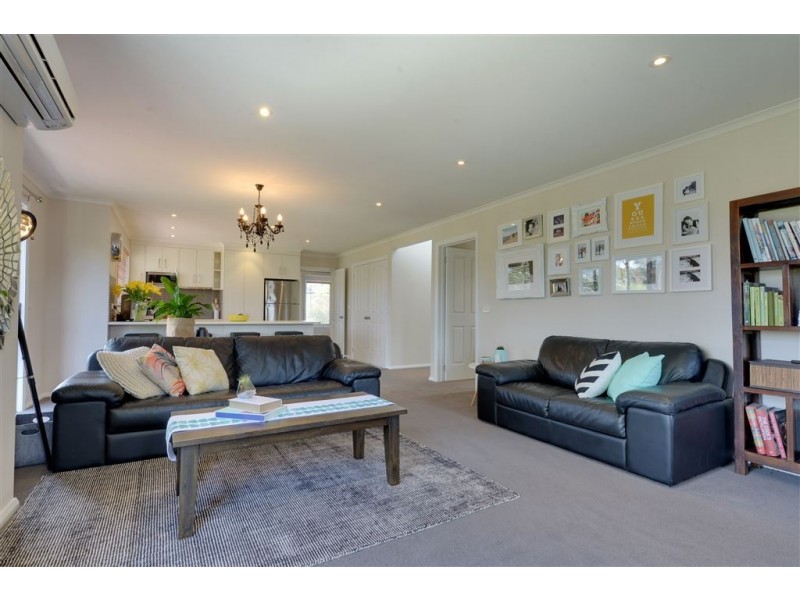 13 Alicia Road, Kingston TAS 7050