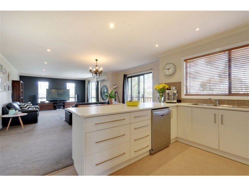13 Alicia Road, Kingston TAS 7050
