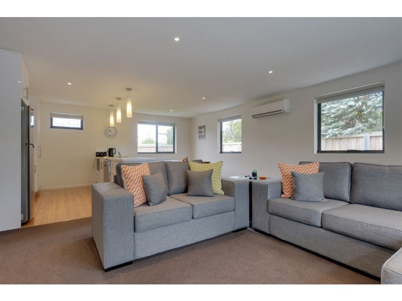 2/9 Discovery Place, Margate TAS 7054