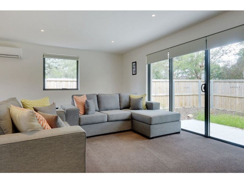 2/9 Discovery Place, Margate TAS 7054