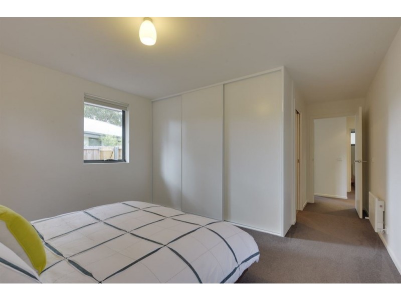 2/9 Discovery Place, Margate TAS 7054