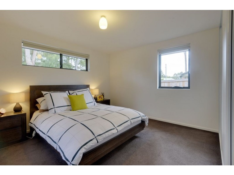 2/9 Discovery Place, Margate TAS 7054