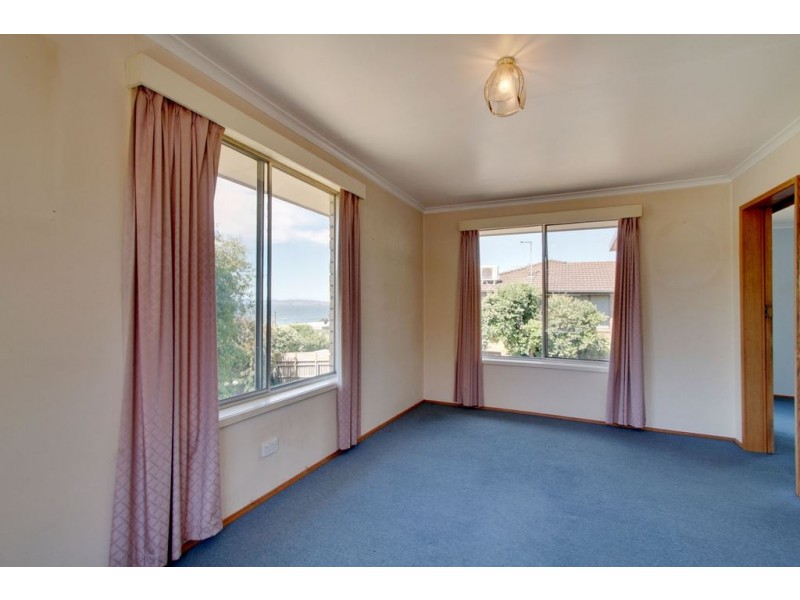 29 Carinya Street, Blackmans Bay TAS 7052