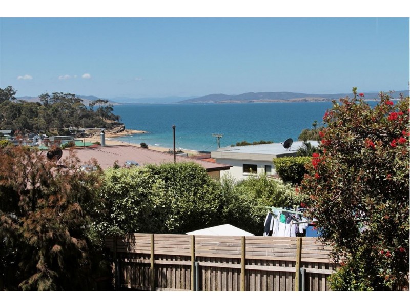 29 Carinya Street, Blackmans Bay TAS 7052