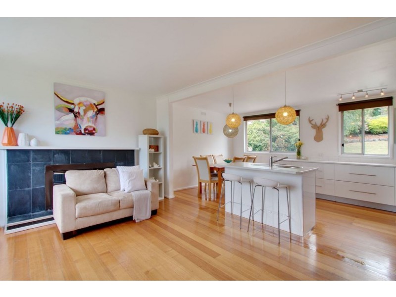 244 Redwood Road, Kingston TAS 7050