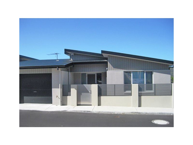 2/10 Denison Street, Kingston TAS 7050