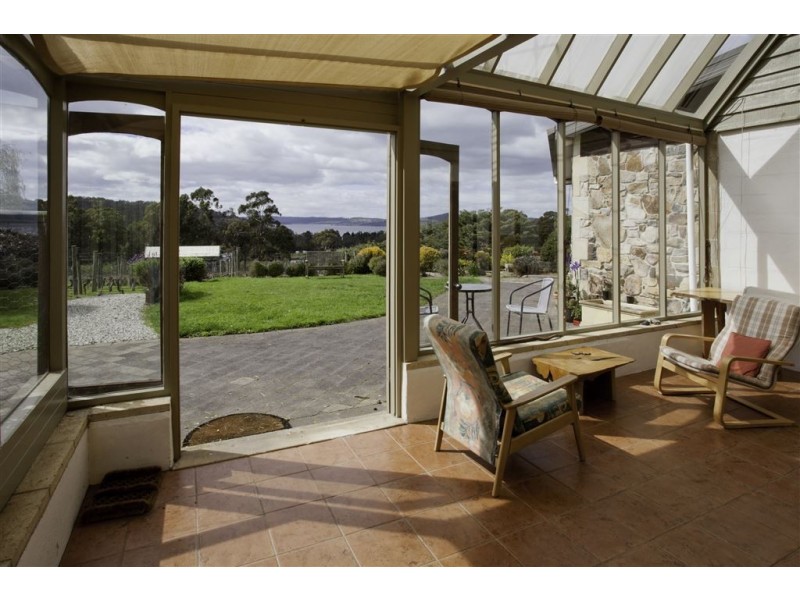 100 Saddle Road, Kettering TAS 7155