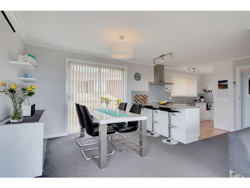 1/25 Tingira Road, Blackmans Bay TAS 7052