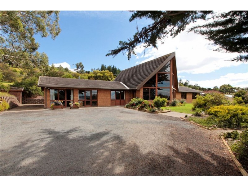 2 Howden Road, Howden TAS 7054