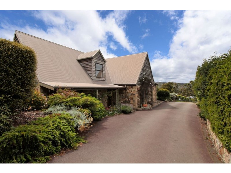 100 Saddle Road, Kettering TAS 7155