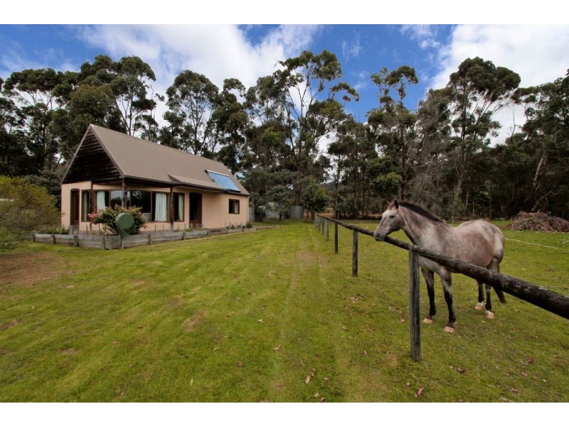 100 Saddle Road, Kettering TAS 7155