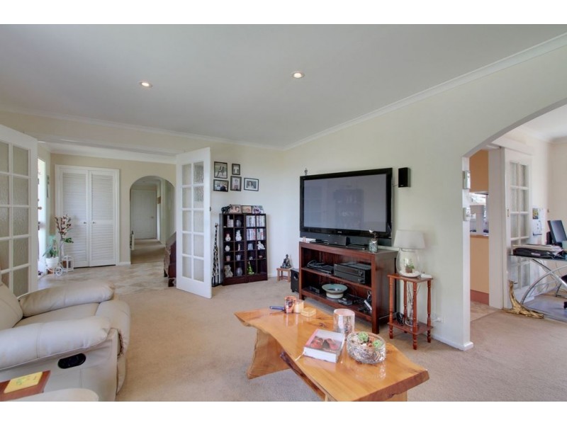 20 Crystal Downs Drive, Blackmans Bay TAS 7052