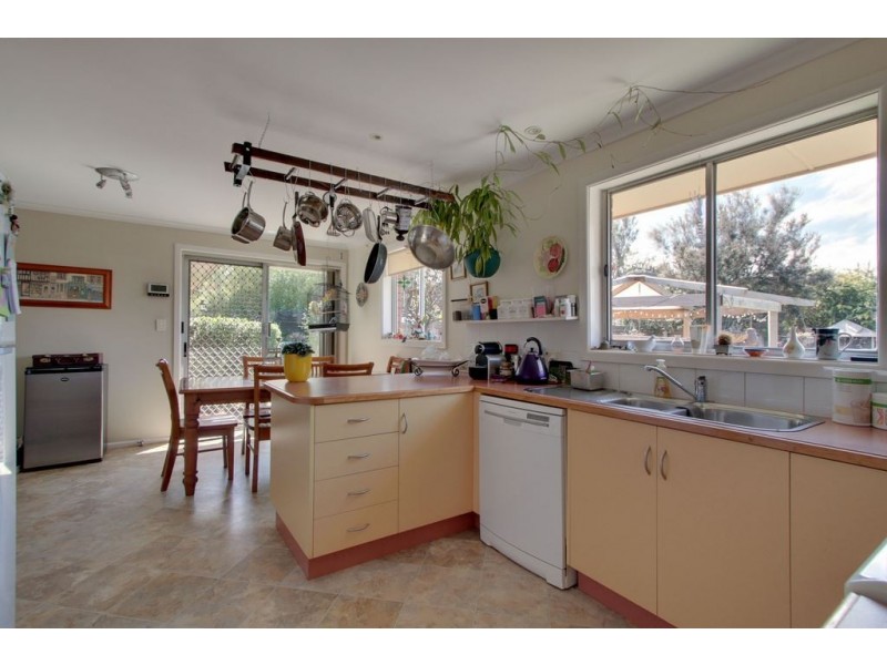 20 Crystal Downs Drive, Blackmans Bay TAS 7052