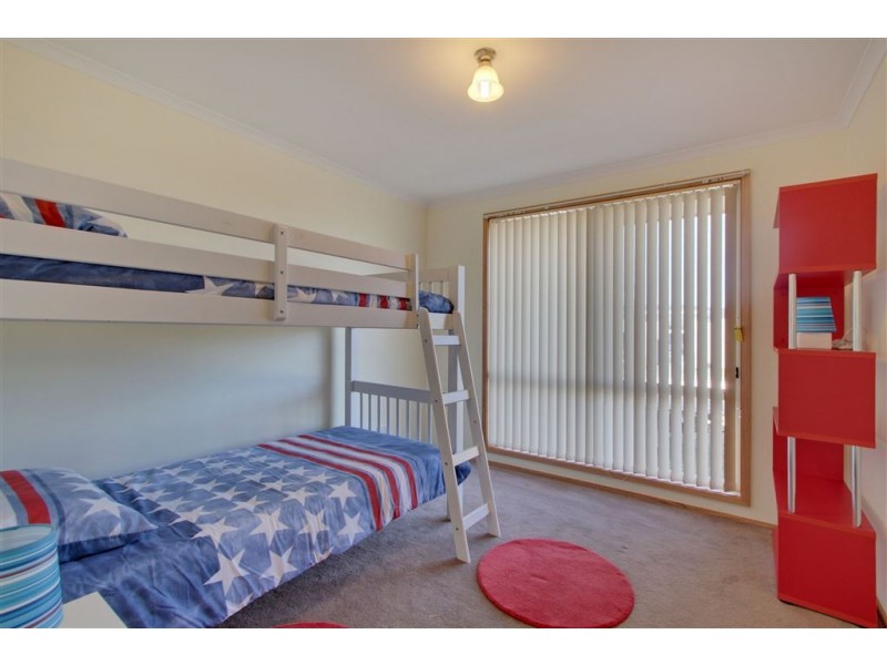 2 Lotus Court, Margate TAS 7054