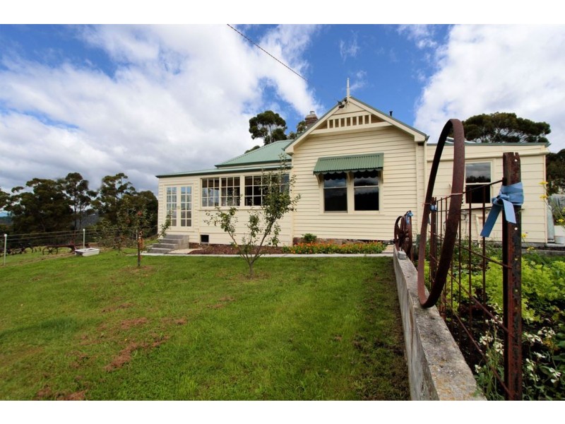 434 Old Station Road, Oyster Cove TAS 7150
