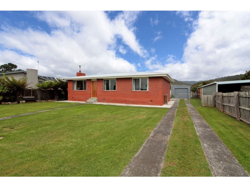 14 Pybus Street, Snug TAS 7054