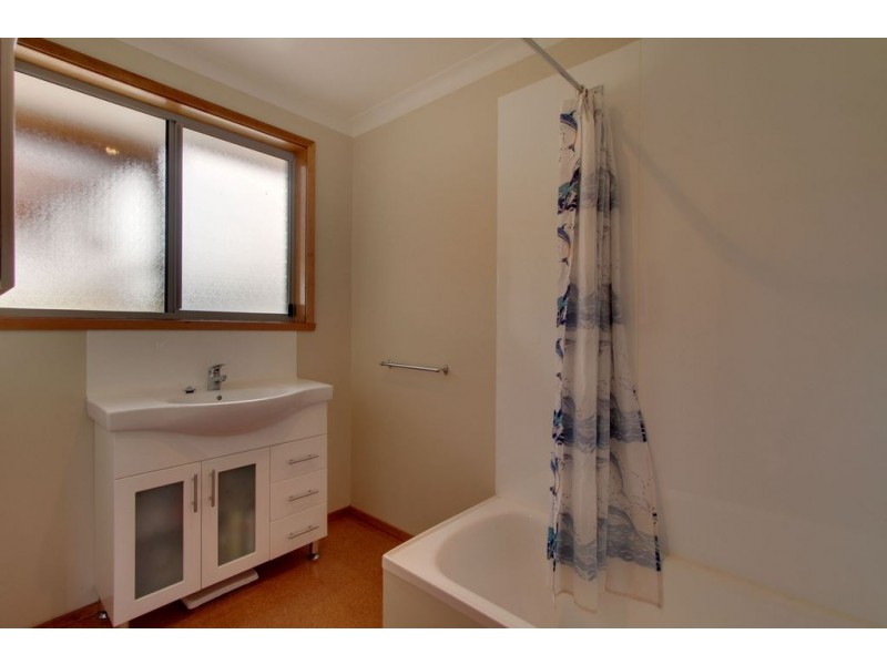 14 Pybus Street, Snug TAS 7054