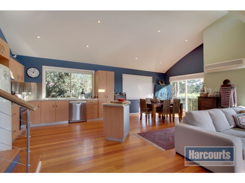 23 Sandra Drive, Blackmans Bay TAS 7052