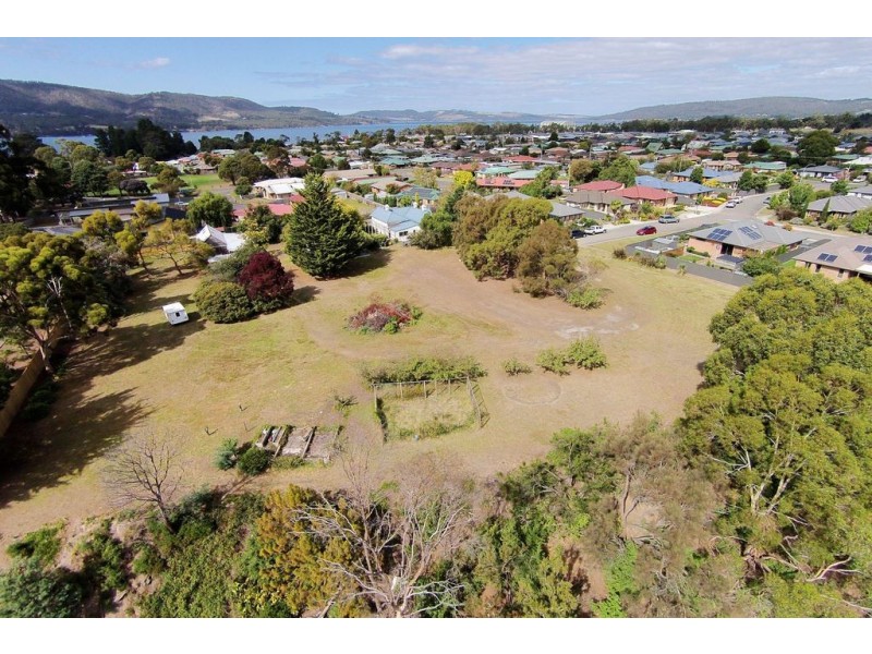 12 Delmore Place, Margate TAS 7054