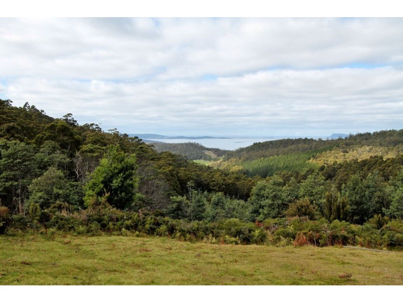 382 Saddle Road, Kettering TAS 7155