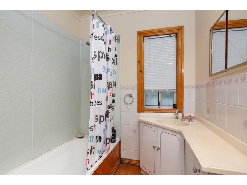 8 Osprey Road, Claremont TAS 7011