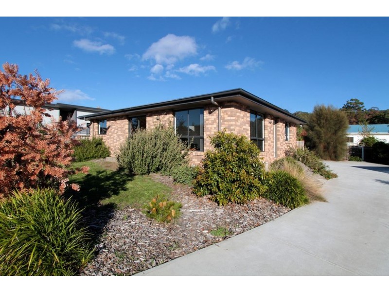 1/19 Rannah Street, Electrona TAS 7054