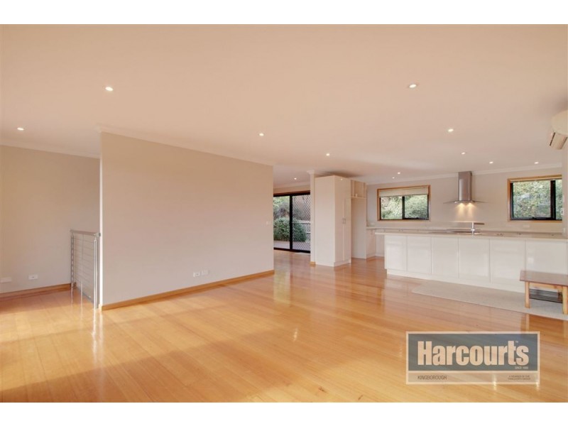 6 Reef Parade, Blackmans Bay TAS 7052