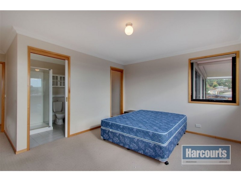 6 Reef Parade, Blackmans Bay TAS 7052