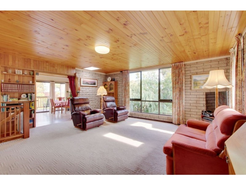 258 Redwood Road, Kingston TAS 7050