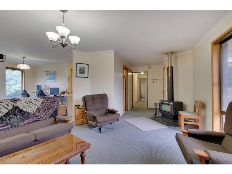 17 Hawthorn Drive, Kingston TAS 7050