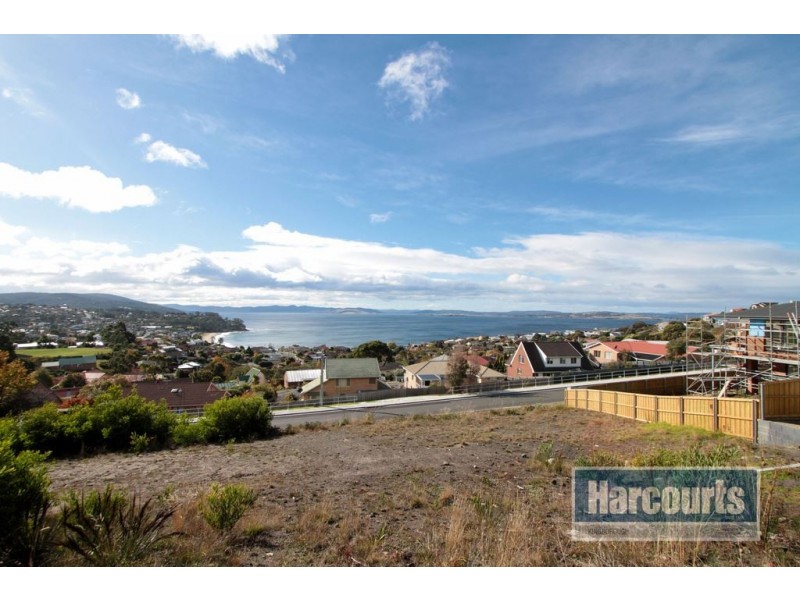 4 Caladium Place, Blackmans Bay TAS 7052