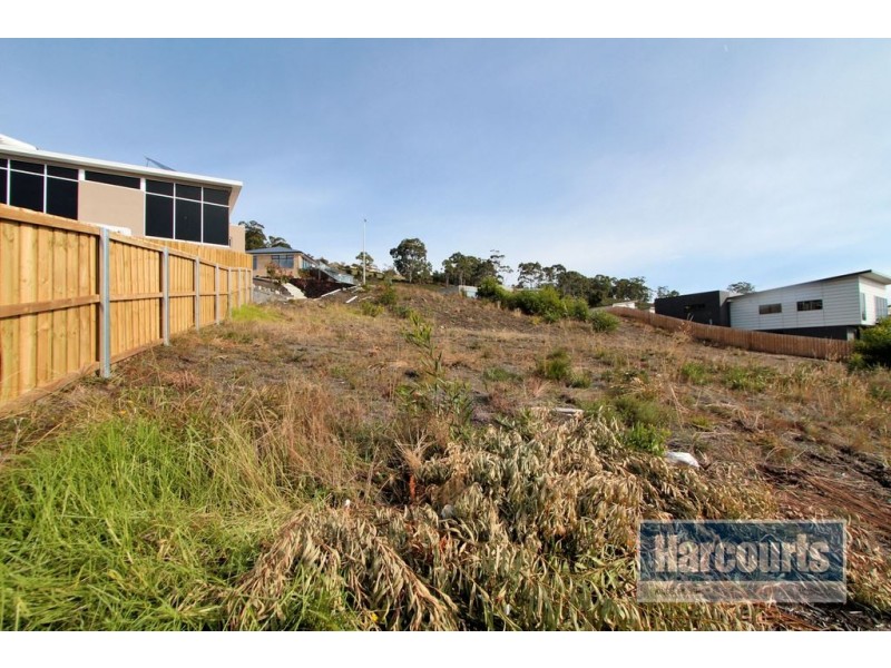 4 Caladium Place, Blackmans Bay TAS 7052