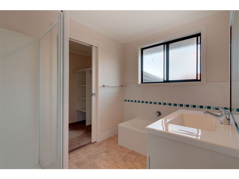 2 Incana Road, Margate TAS 7054