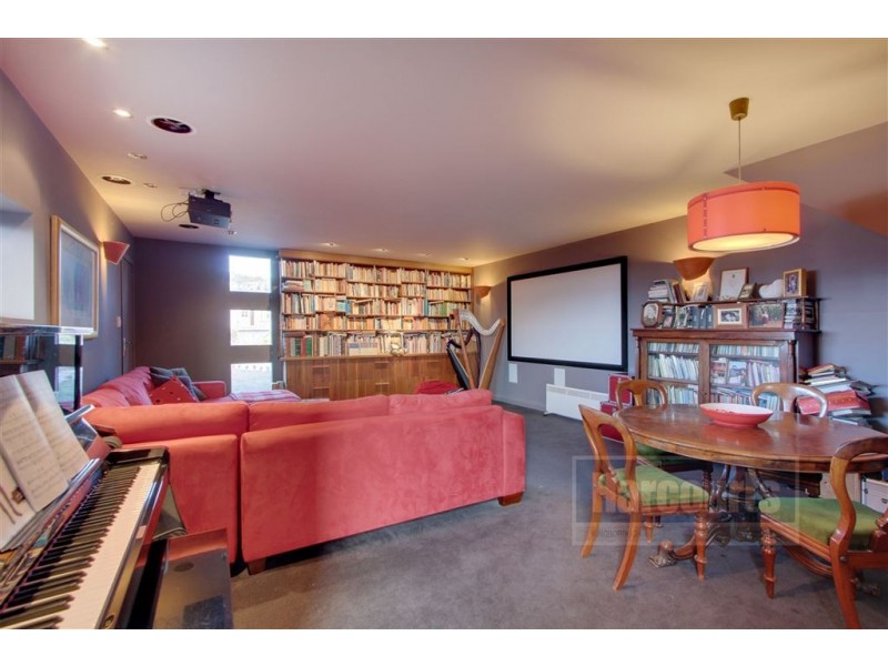 14 Tarana Road, Blackmans Bay TAS 7052