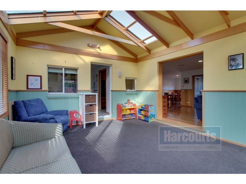 39 Calder Crescent, Blackmans Bay TAS 7052