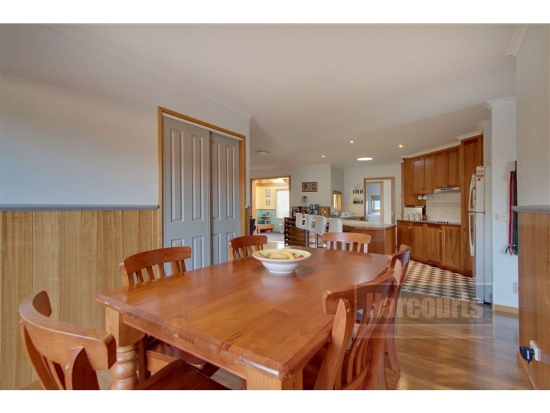 39 Calder Crescent, Blackmans Bay TAS 7052