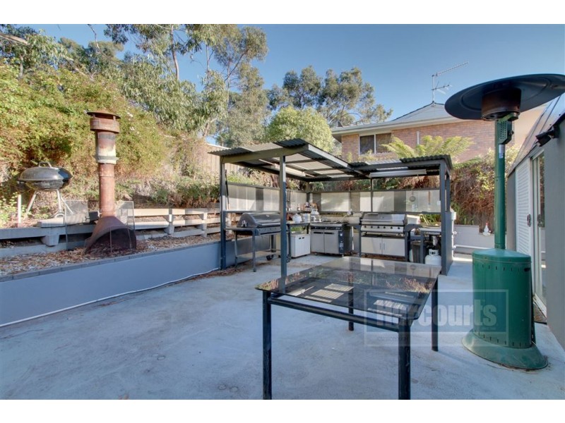 27 Diamond Drive, Blackmans Bay TAS 7052