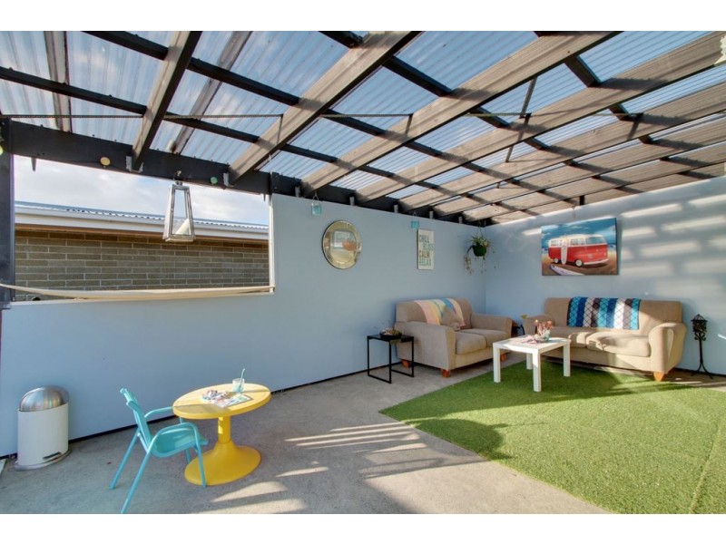 33 Garnett Street, Blackmans Bay TAS 7052