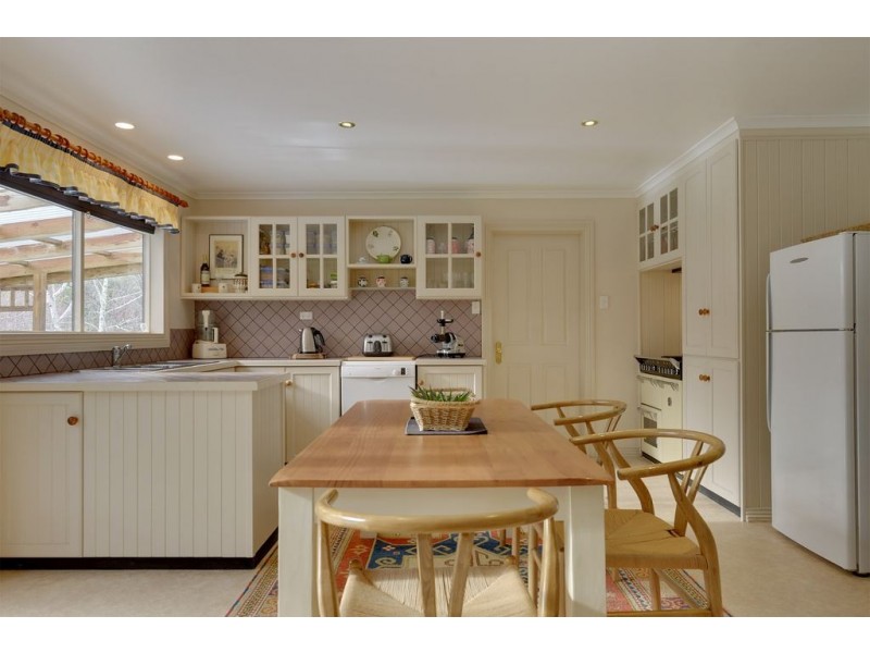 68 Saddle Road, Kettering TAS 7155