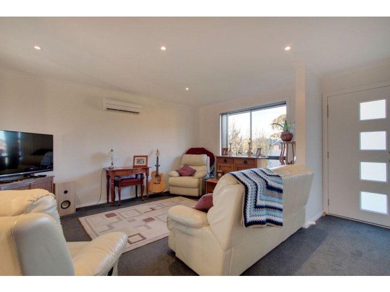 2/19 Rannah Street, Electrona TAS 7054