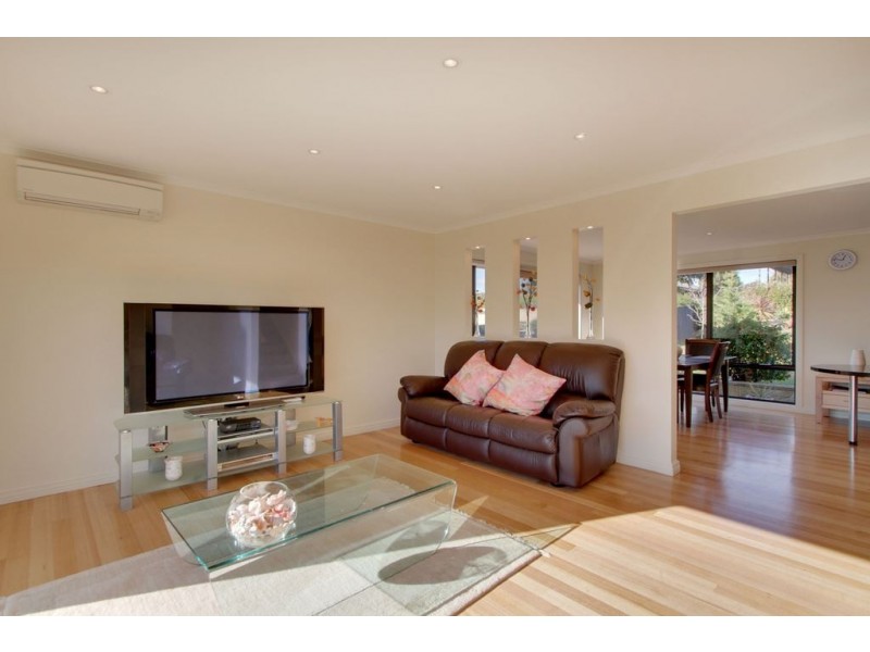 30 Greenhill Drive, Kingston TAS 7050