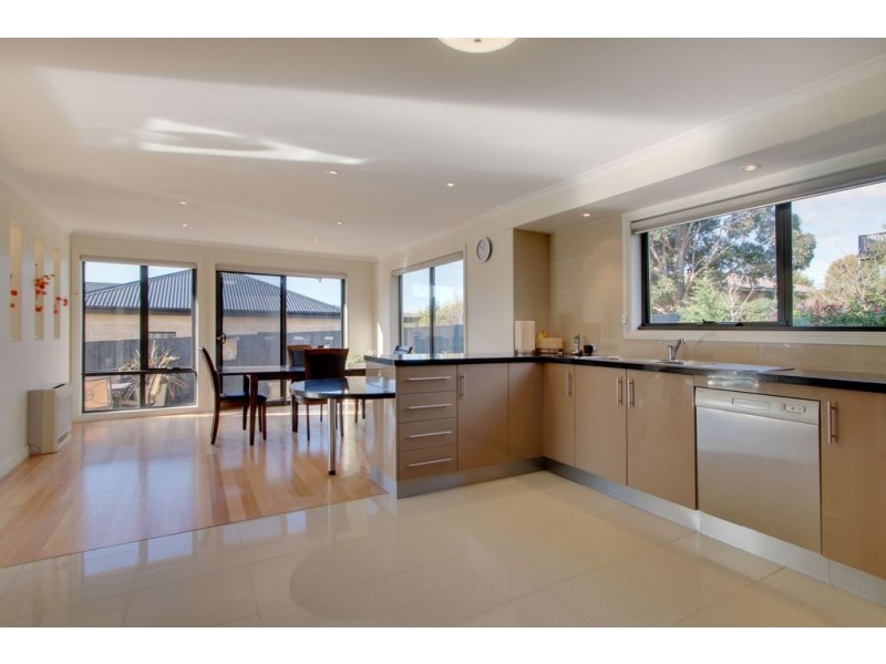 30 Greenhill Drive, Kingston TAS 7050