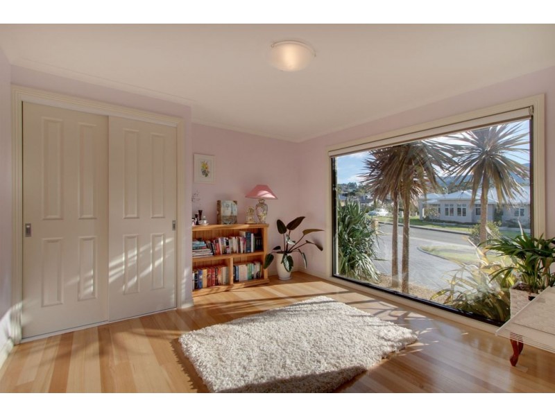 30 Greenhill Drive, Kingston TAS 7050