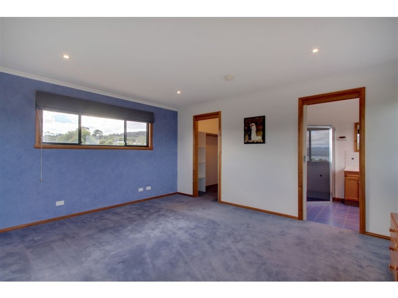 51 Draper Road, Howden TAS 7054