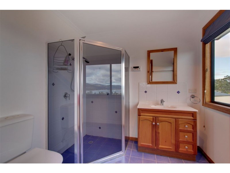 51 Draper Road, Howden TAS 7054