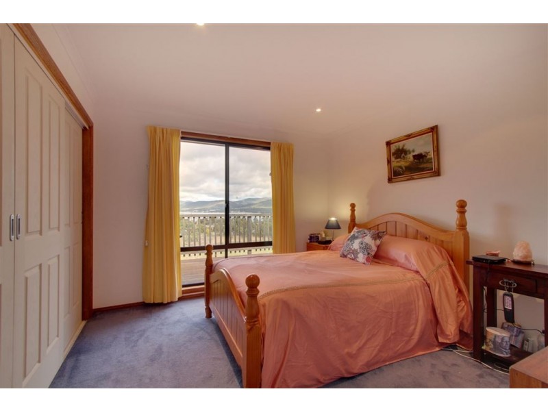 51 Draper Road, Howden TAS 7054