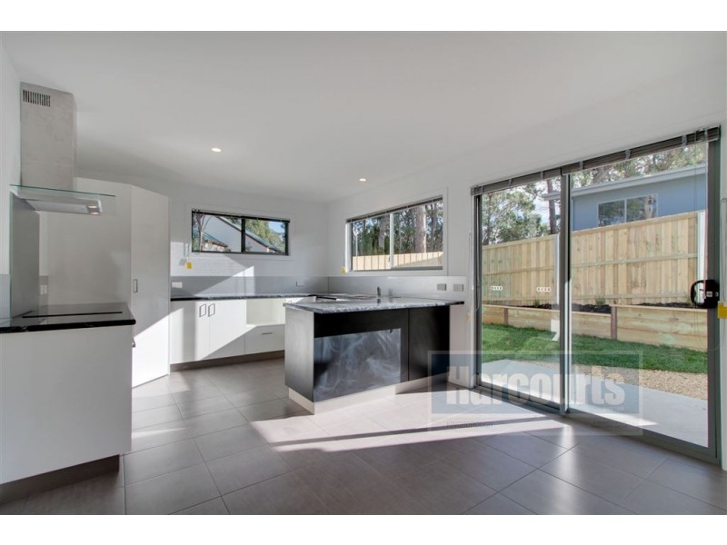 15/130 Burwood Drive, Blackmans Bay TAS 7052