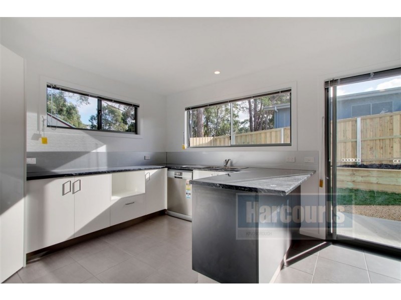 15/130 Burwood Drive, Blackmans Bay TAS 7052