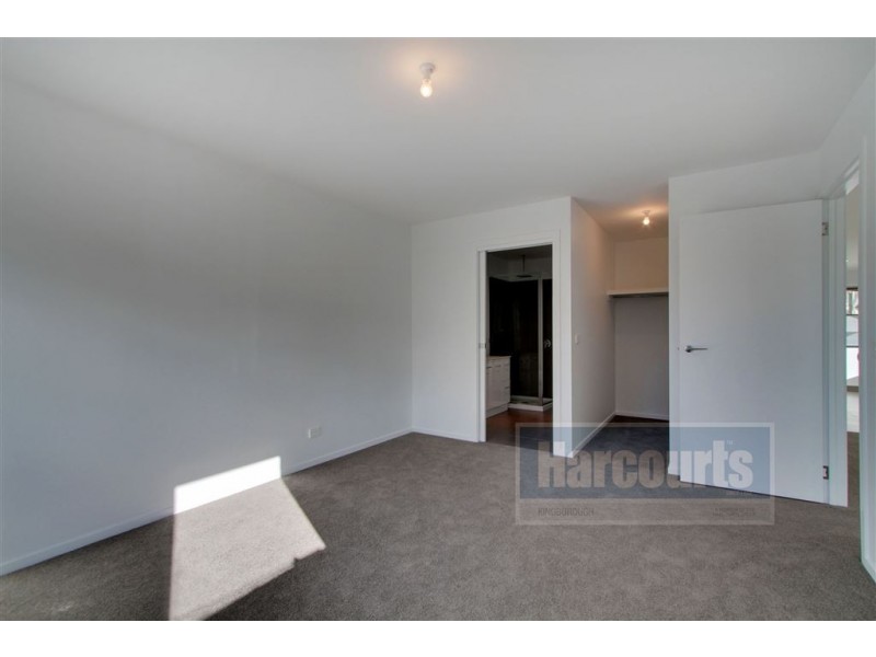 15/130 Burwood Drive, Blackmans Bay TAS 7052